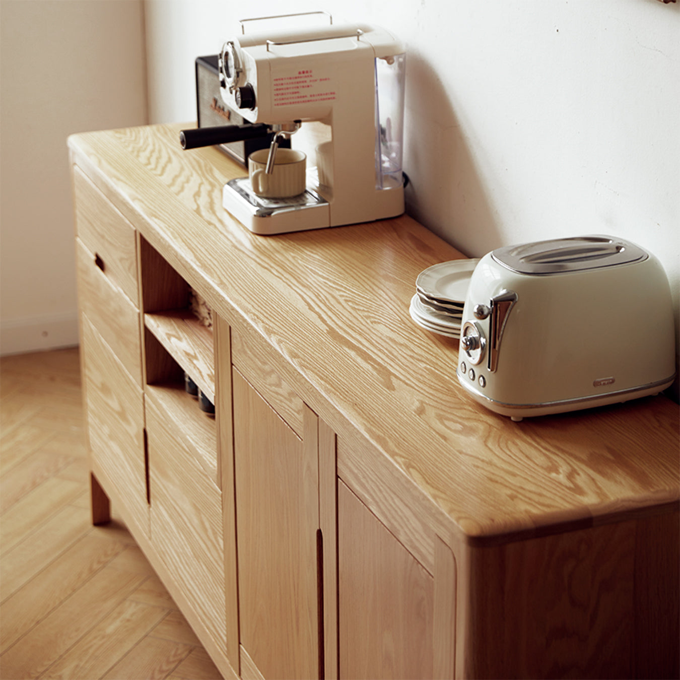 Seattle Natural Solid Oak Extra Large Sideboard