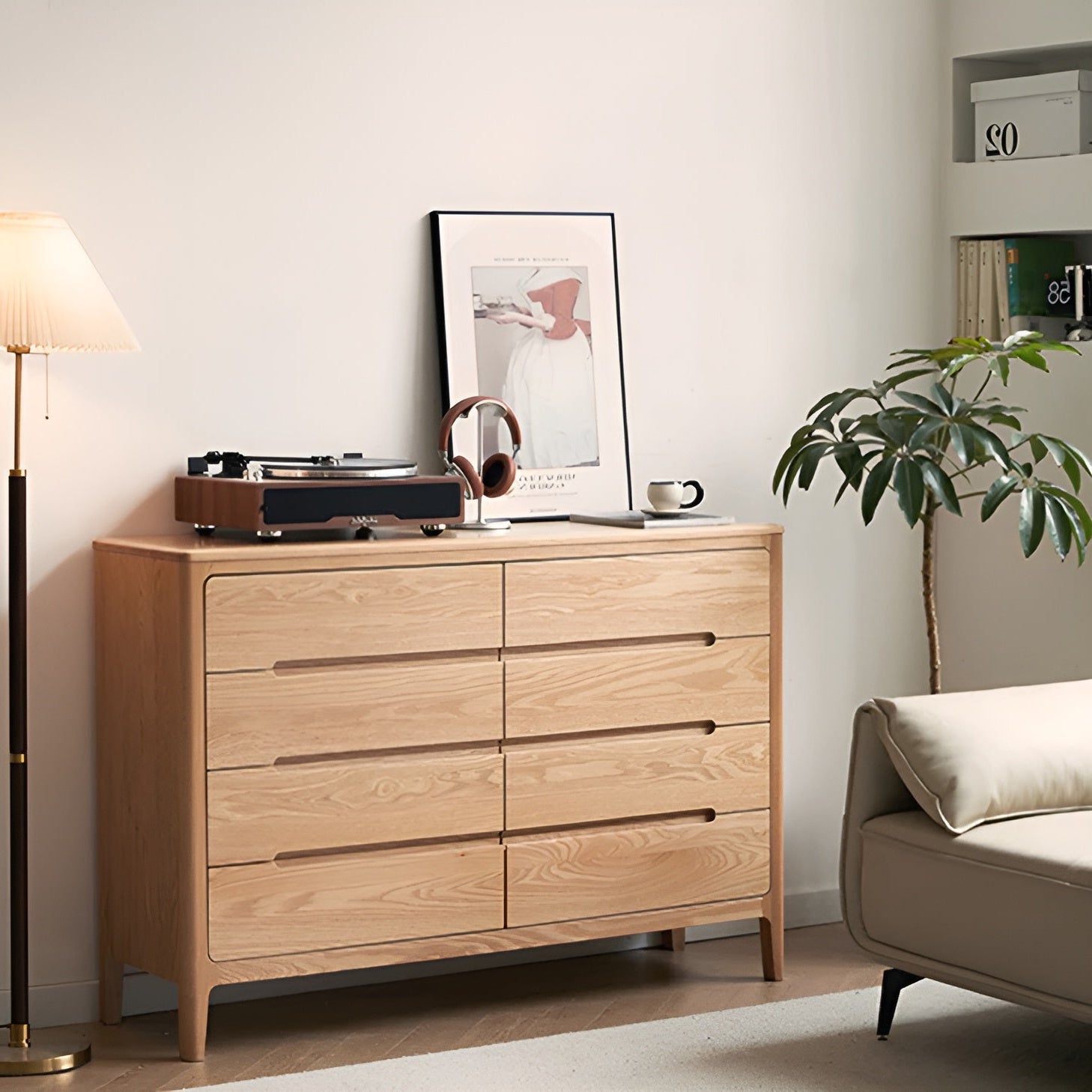 Seattle Natural Solid Oak Chest of 8 Drawers